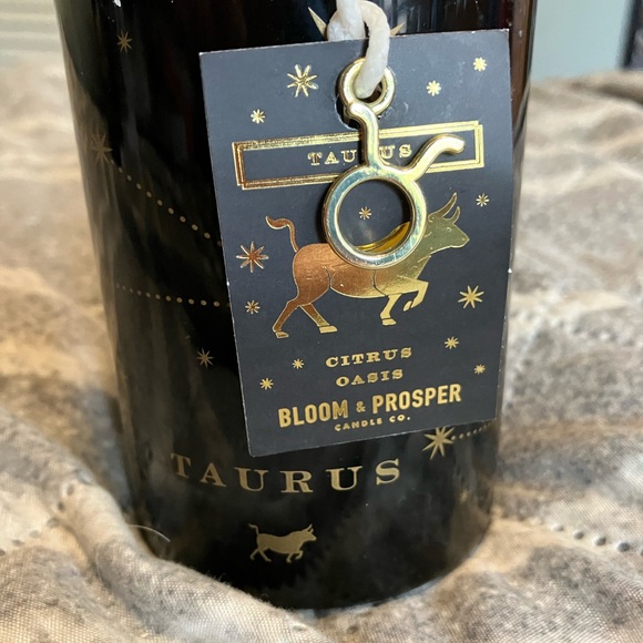 NWT Bloom and Prosper Taurus Zodiac Candle - Picture 9 of 9